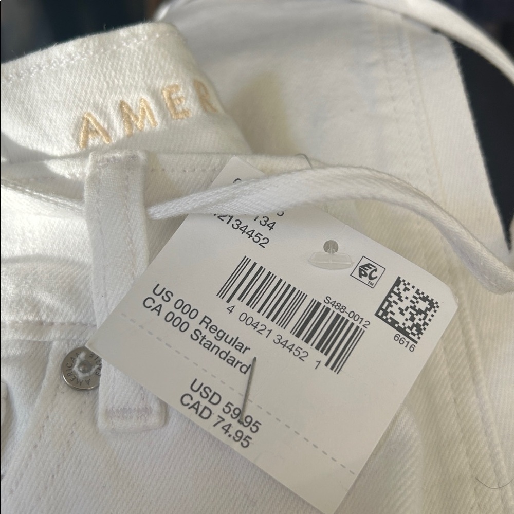 NWT AE White Mid Rise Stretch barrel jeans - Picture 12 of 12